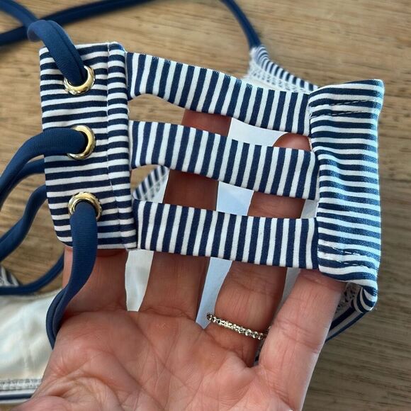 NWT  Xhilaration nautical SmStrappy bikini top xs - Picture 4 of 4
